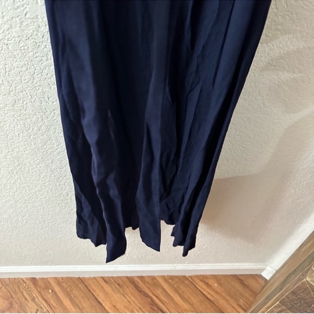 Aritzia Wilfred Button Down Dress

Size xs - Picture 10 of 13